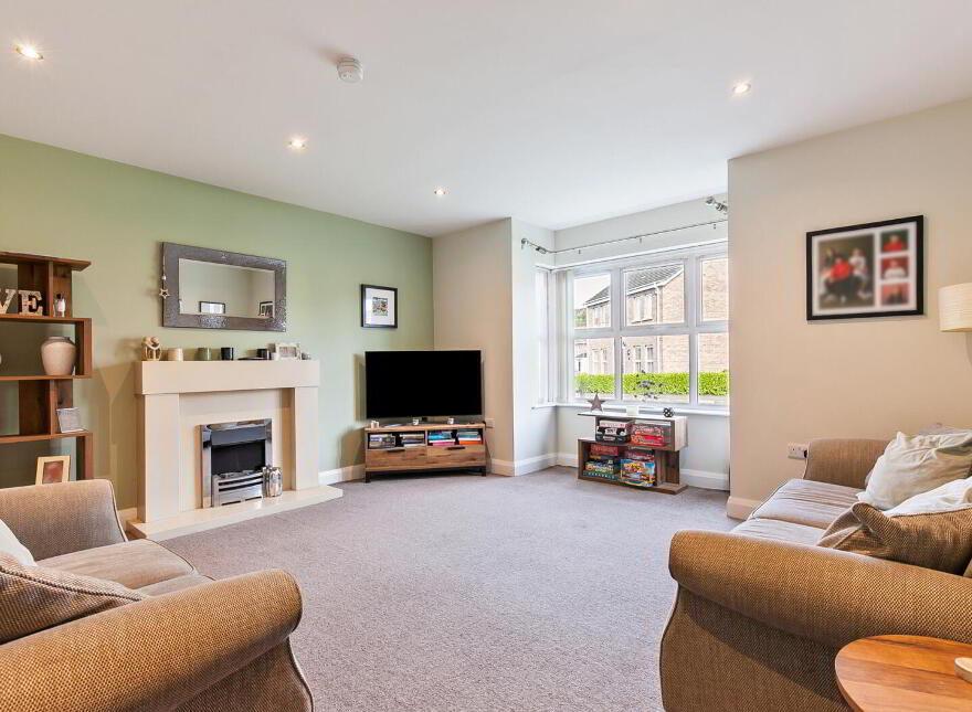 15 Millreagh Heights, Dundonald, Belfast, BT16 1TP