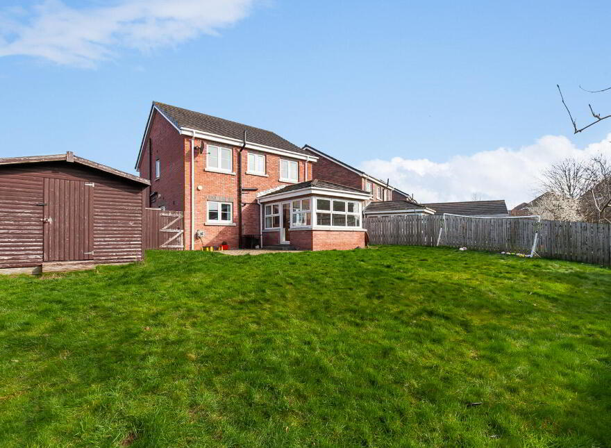 15 Millreagh Heights, Dundonald, Belfast, BT16 1TP