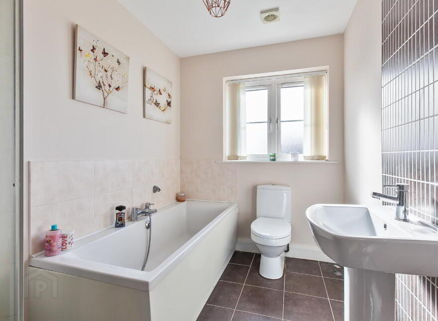 15 Millreagh Heights, Dundonald, Belfast, BT16 1TP