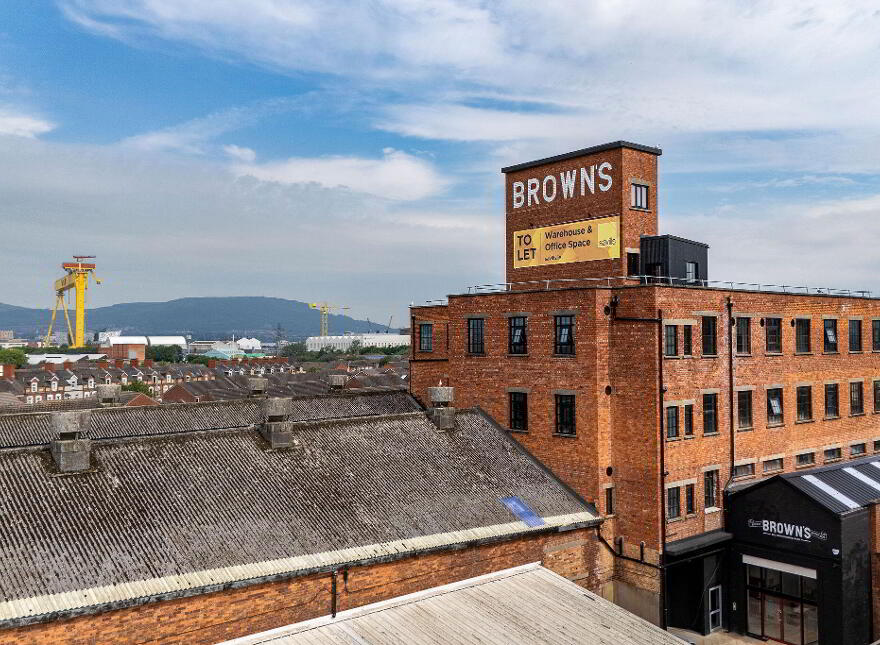 302 Newtownards Road, Belfast, BT4 1HF