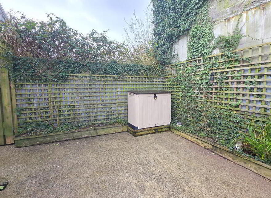 No, 1 Back Lane, Ramelton, F92Y030
