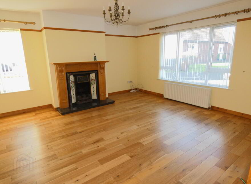 11 Castlehill Crescent, Ballymoney, BT53 6TL