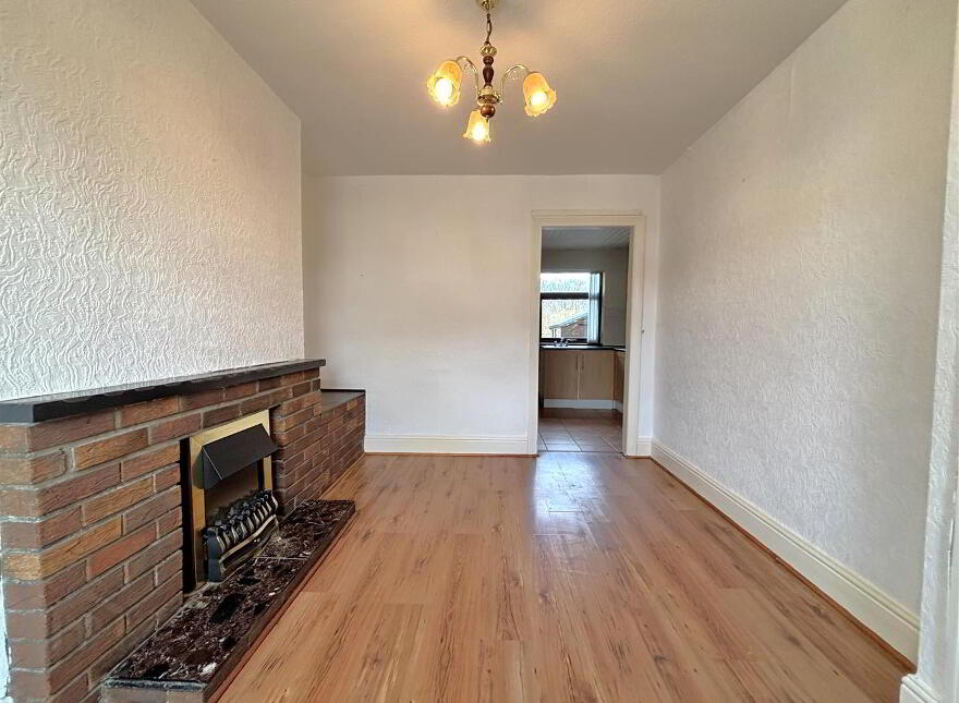 25 Joanmount Drive, Belfast, BT14 6PB