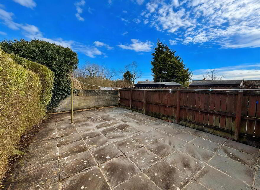 25 Joanmount Drive, Belfast, BT14 6PB