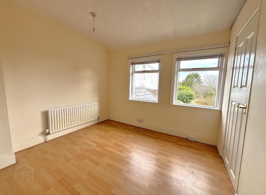 25 Joanmount Drive, Belfast, BT14 6PB