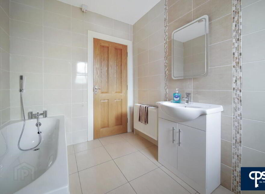 7 Glenside Mews, Omagh, BT79 7FX