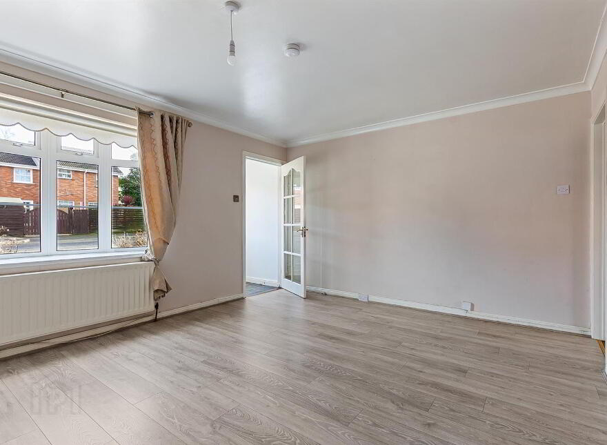 8 Somerton Court, Belfast, BT15 3LQ
