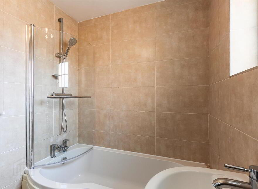 8 Somerton Court, Belfast, BT15 3LQ