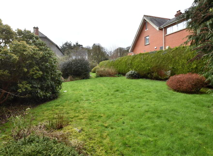 7 Dromore Road, Ballynahinch, BT24 8AY