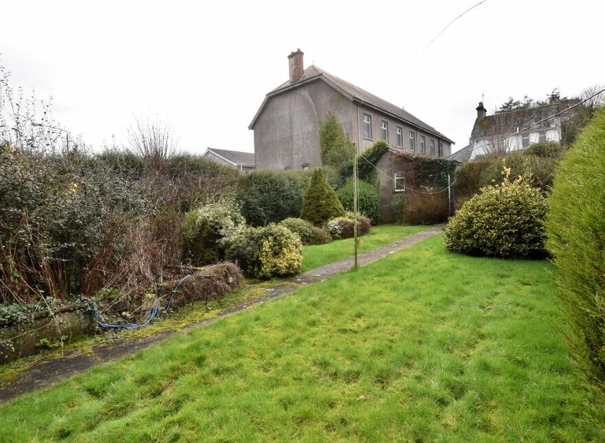 7 Dromore Road, Ballynahinch, BT24 8AY