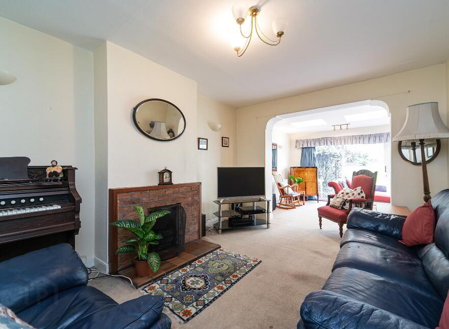 25 Hillside Park, Stranmillis, Belfast, BT9 5EL