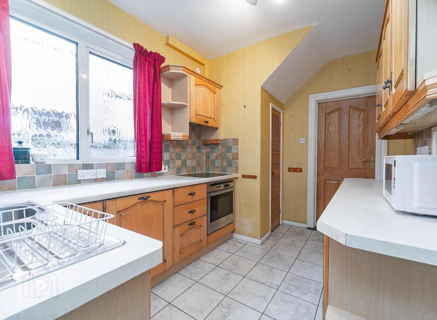 25 Hillside Park, Stranmillis, Belfast, BT9 5EL