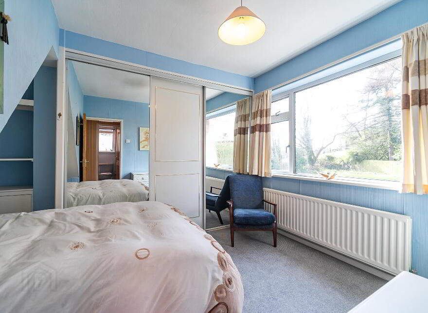 25 Hillside Park, Stranmillis, Belfast, BT9 5EL