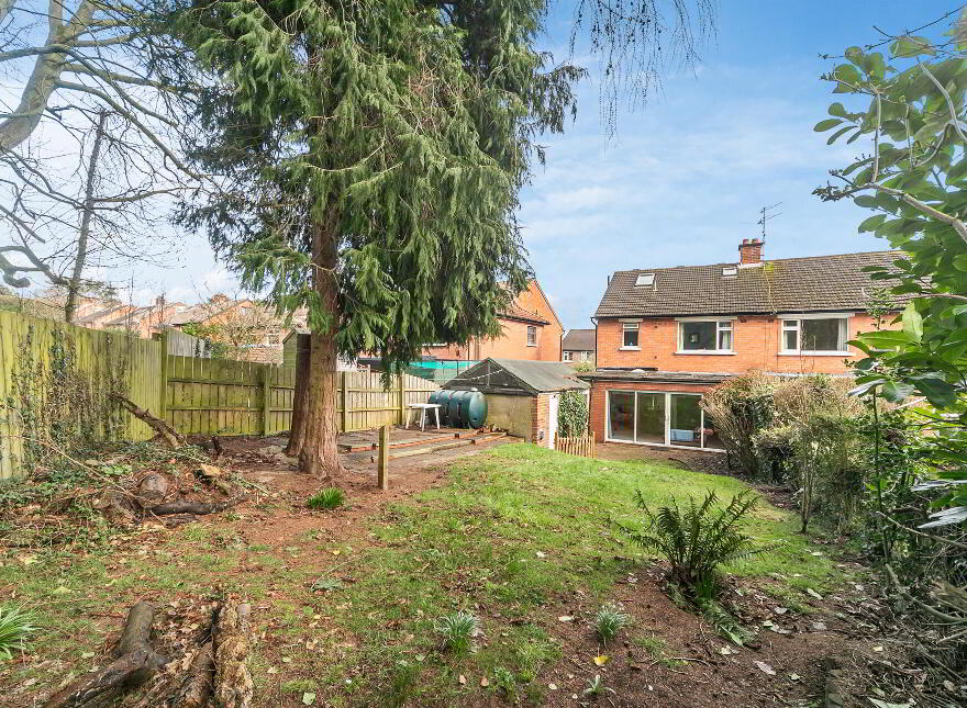 25 Hillside Park, Stranmillis, Belfast, BT9 5EL