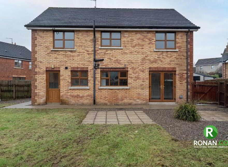 24 Castletown Court, Strabane, BT82 9FZ