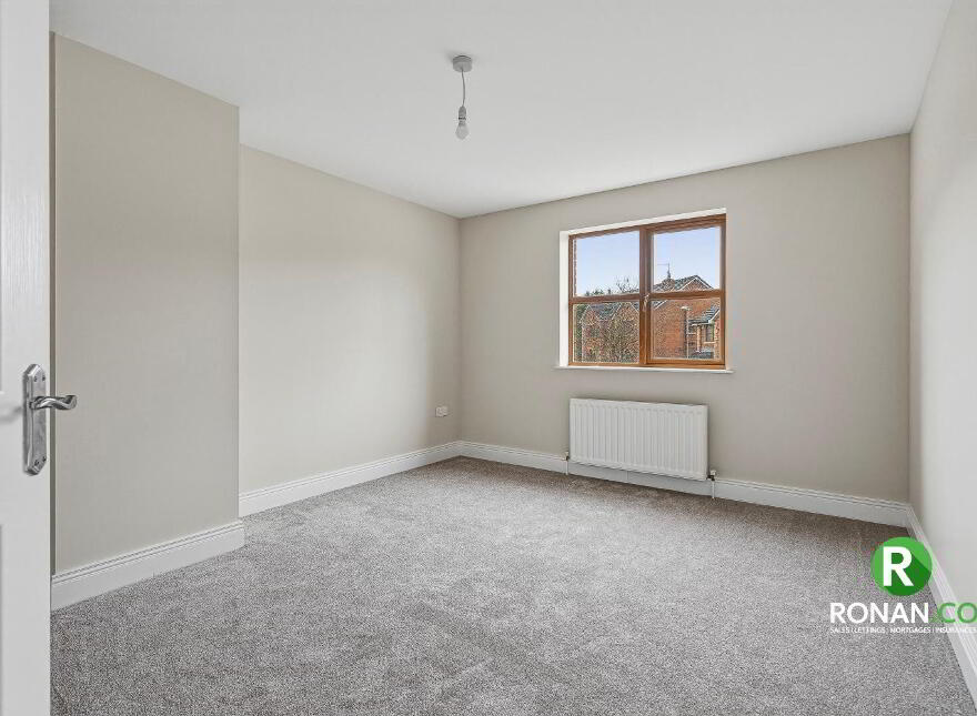 24 Castletown Court, Strabane, BT82 9FZ