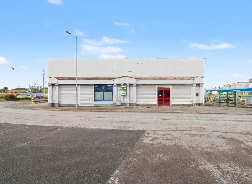 Martyr`s Road, Nenagh, E45EW89