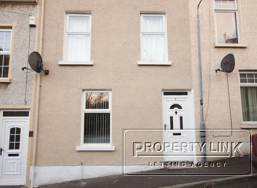 STUDENT ACCOMMODATION, 6 Stewarts Terrace, Derry/Londonderry, BT48 7LH