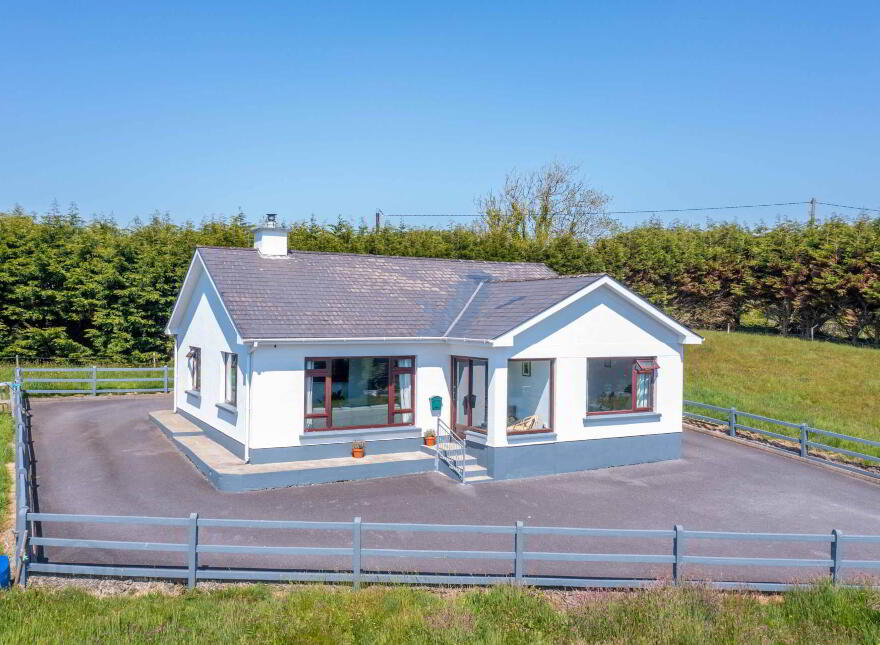 Knocknaraha, Church Cross, Skibbereen, P81DD82