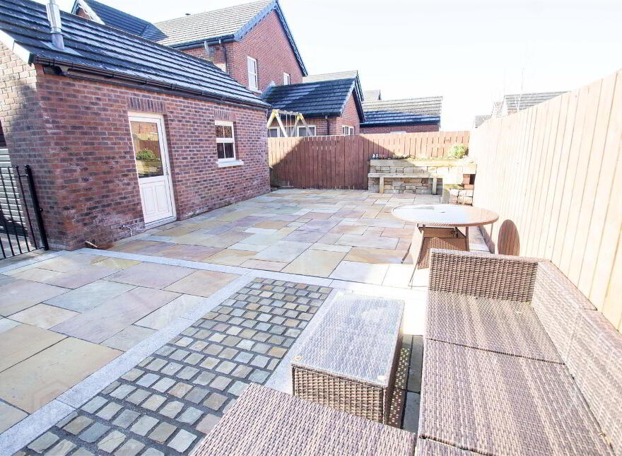 4 Chestnut Grange, Glenavy, BT29 4GR