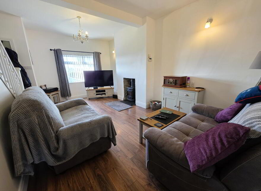 18 Hilden View, Tullynacross Road, Lisburn, BT27 5SF