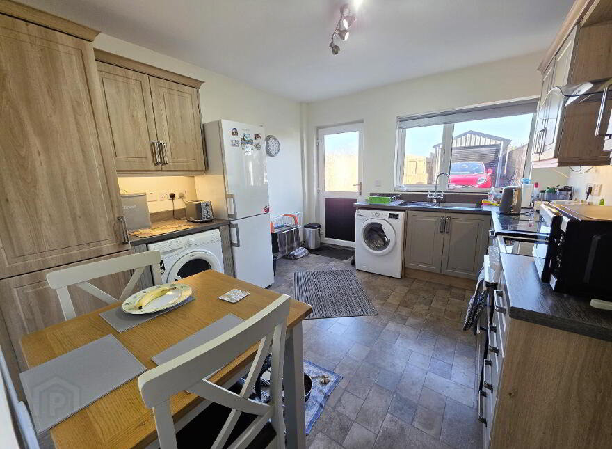 18 Hilden View, Tullynacross Road, Lisburn, BT27 5SF