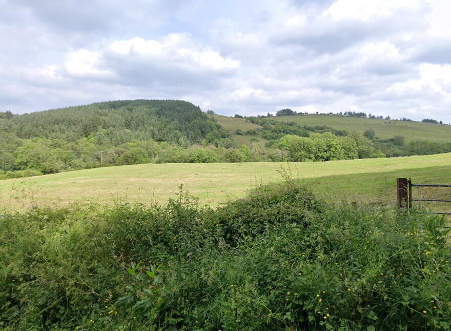 O P, P Farm House & C, 55 Acres, Mill Road, Cooneen, Enniskillen, BT94 4FY