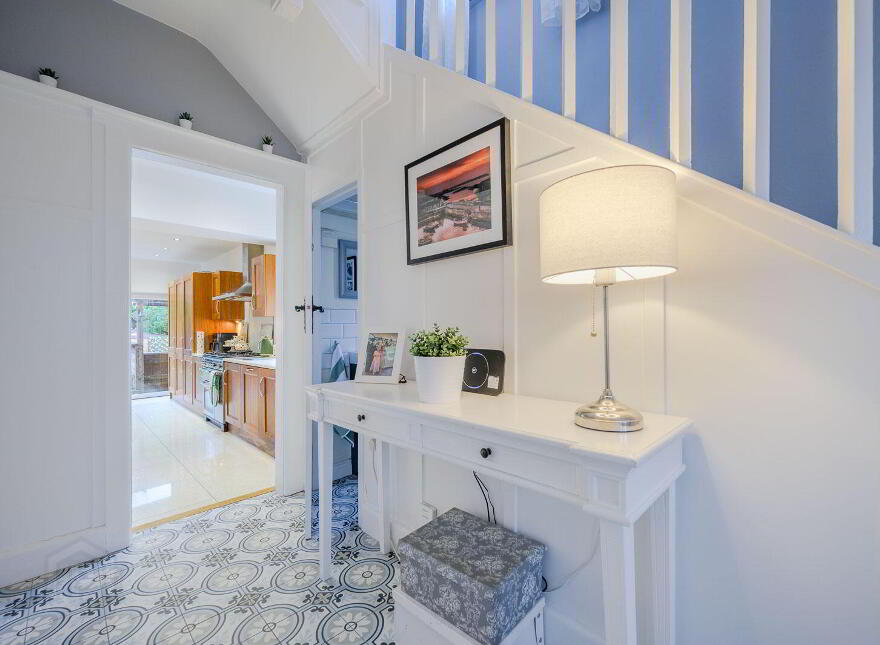 99 Demesne Road, Holywood, BT18 9EY