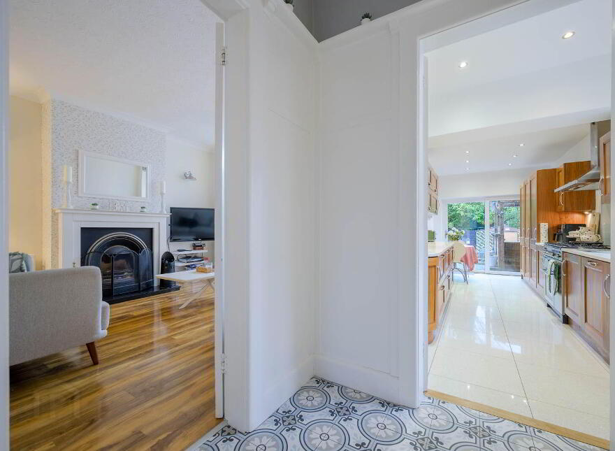 99 Demesne Road, Holywood, BT18 9EY