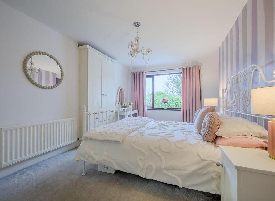 99 Demesne Road, Holywood, BT18 9EY