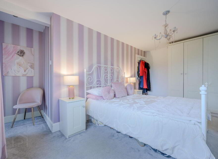 99 Demesne Road, Holywood, BT18 9EY