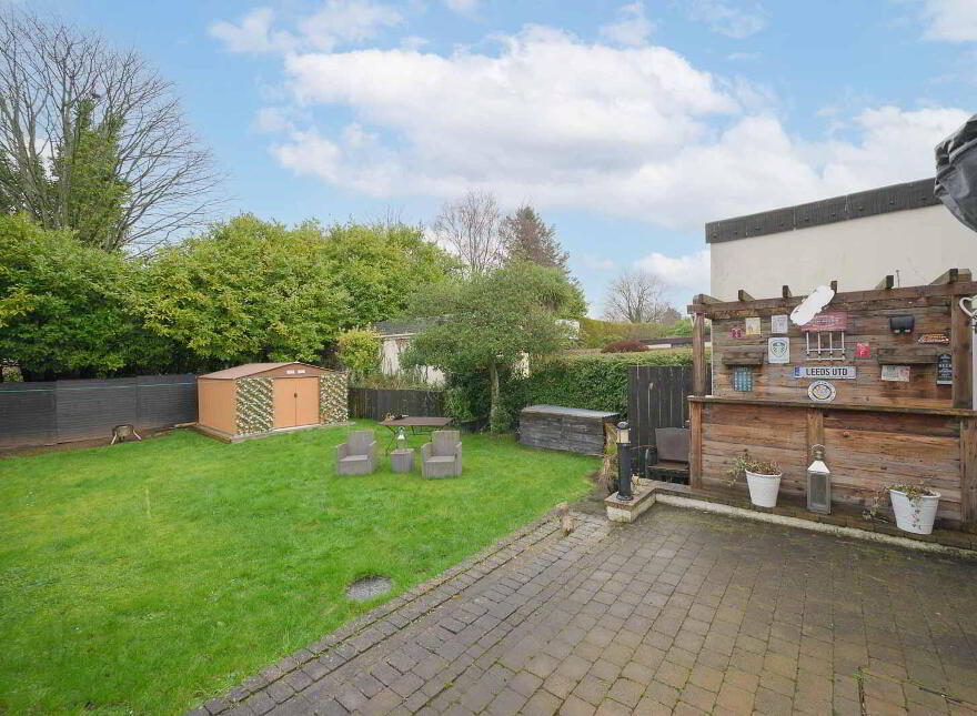 99 Demesne Road, Holywood, BT18 9EY