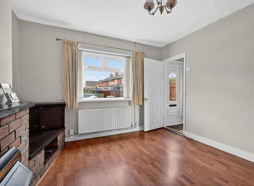 2 Donegall Gardens, Belfast, BT12 6NU