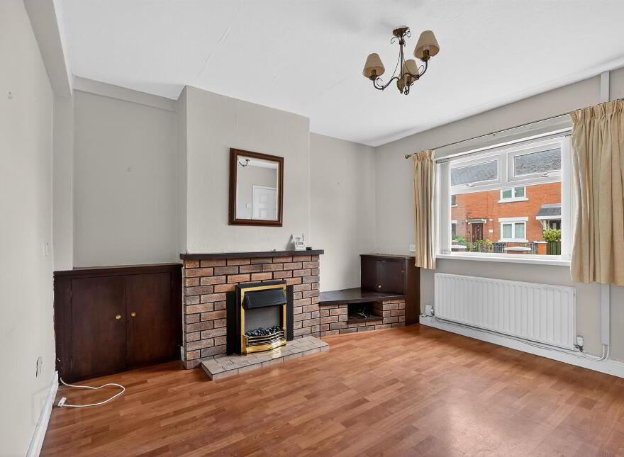 2 Donegall Gardens, Belfast, BT12 6NU