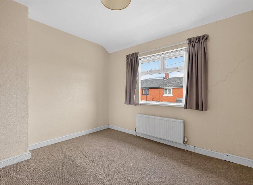 2 Donegall Gardens, Belfast, BT12 6NU