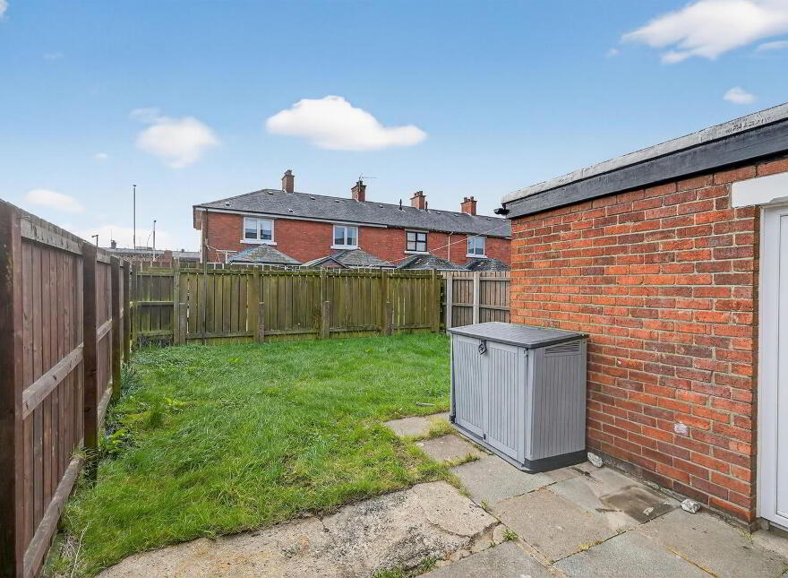 2 Donegall Gardens, Belfast, BT12 6NU