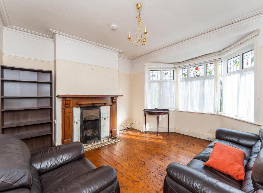 2 Lucerne Parade, Stranmillis, Belfast, BT9 5FT