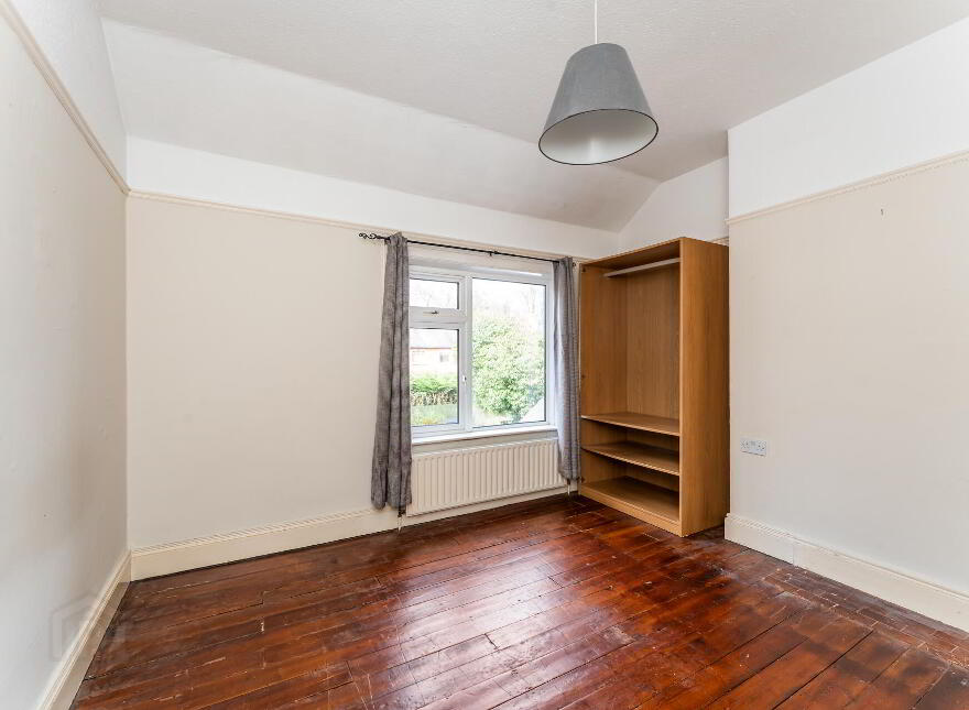 2 Lucerne Parade, Stranmillis, Belfast, BT9 5FT