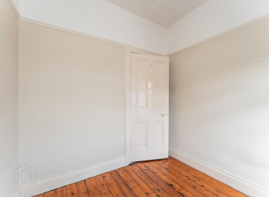 2 Lucerne Parade, Stranmillis, Belfast, BT9 5FT