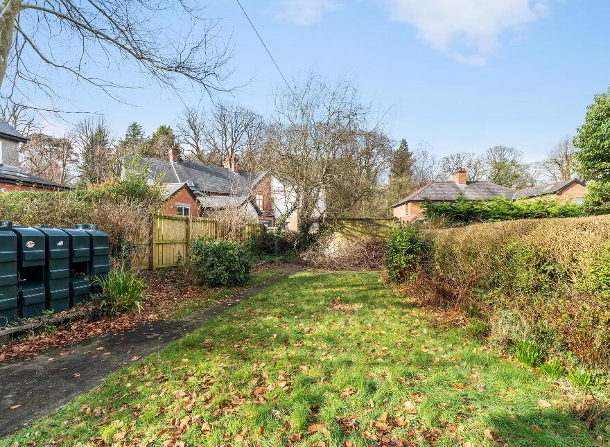 2 Lucerne Parade, Stranmillis, Belfast, BT9 5FT