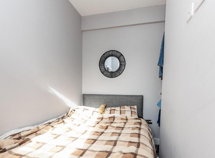 Apartment 2 153 Albertbridge Road, Belfast, BT5 4PS