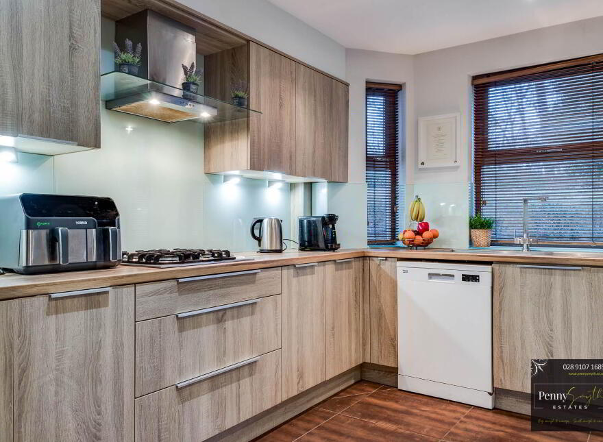 5 Station Terrace, Helens Bay, Bangor, BT19 1TQ