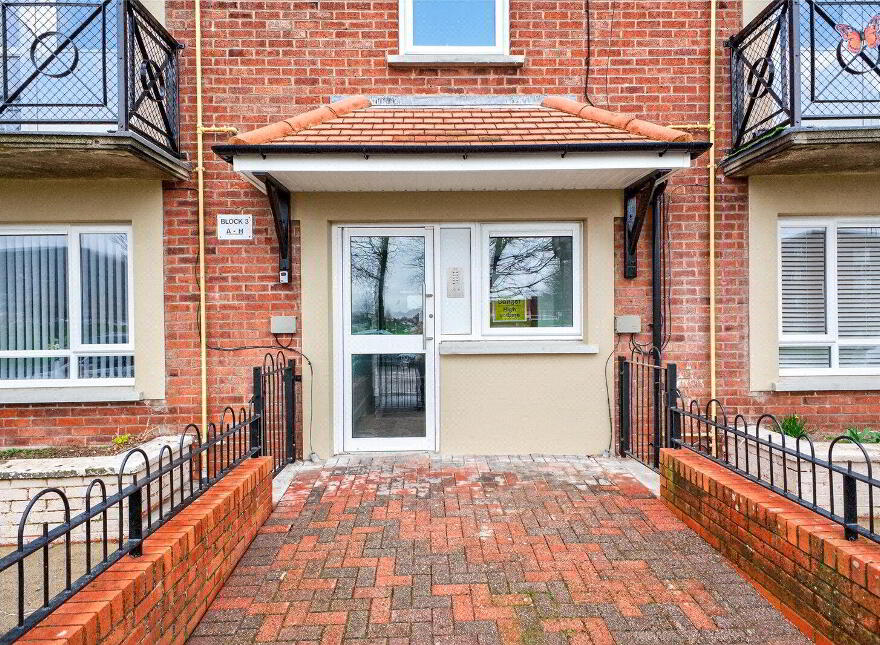 3e Green End, Rathcoole, Newtownabbey, BT37 9NQ
