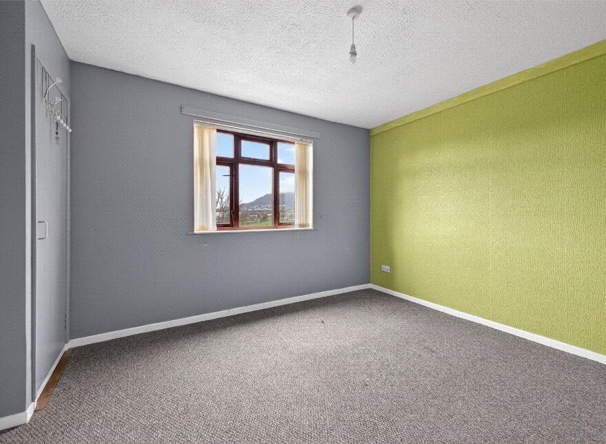 3e Green End, Rathcoole, Newtownabbey, BT37 9NQ