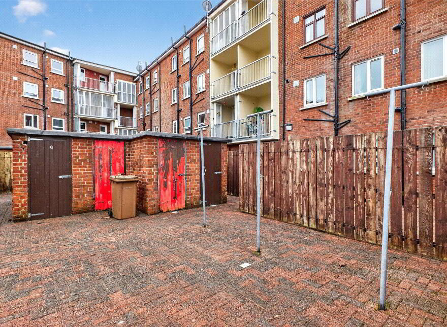3e Green End, Rathcoole, Newtownabbey, BT37 9NQ