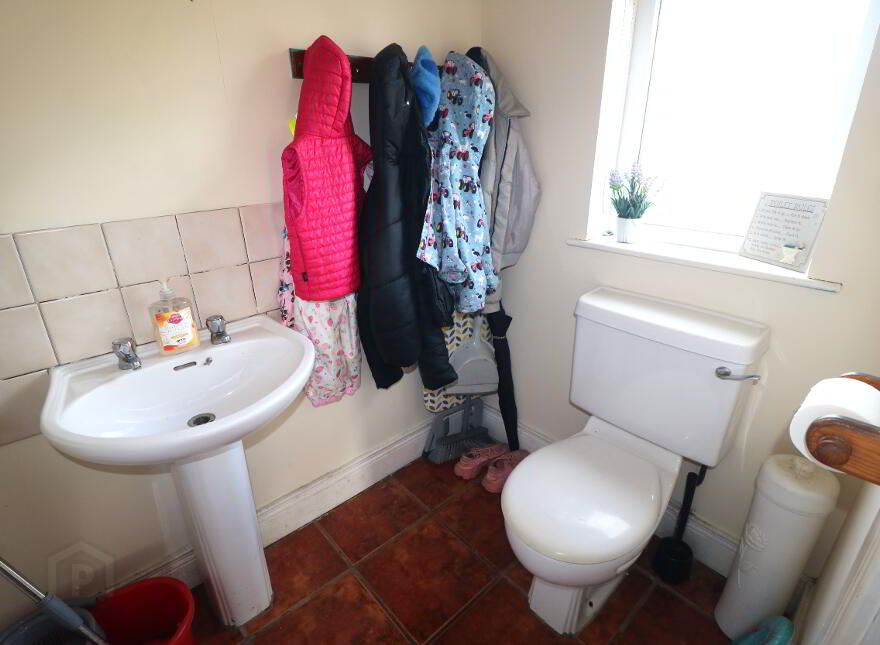 16 Lisles Hill Road, Broughshane, Ballymena, BT42 4LJ