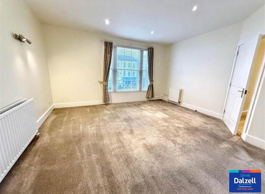 28 Lisburn Square, Lisburn, BT28 1TS