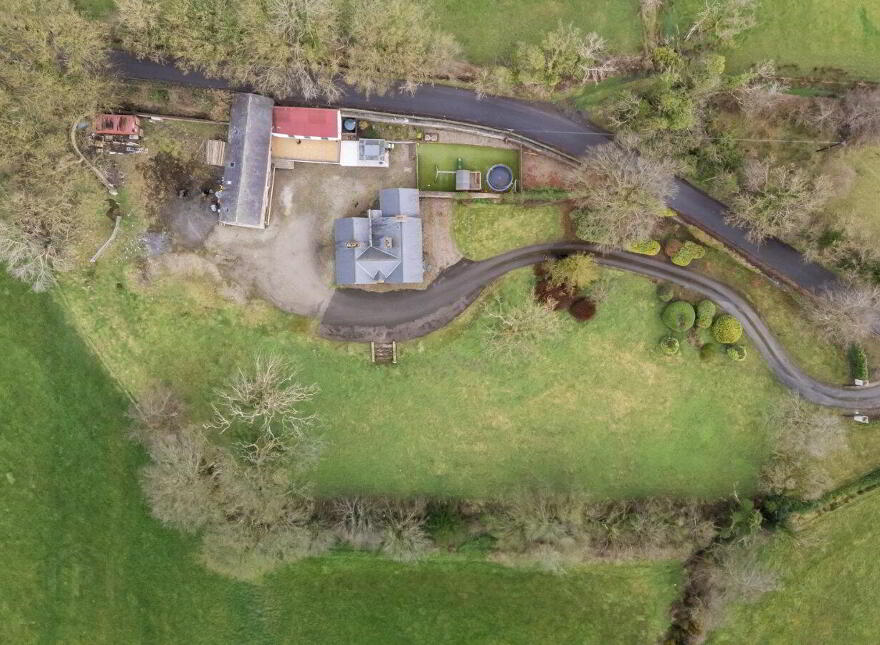 18 Ballyhanedin Road, Feeny, BT47 4TQ