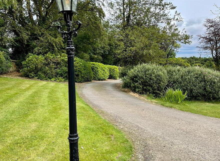 18 Ballyhanedin Road, Feeny, BT47 4TQ