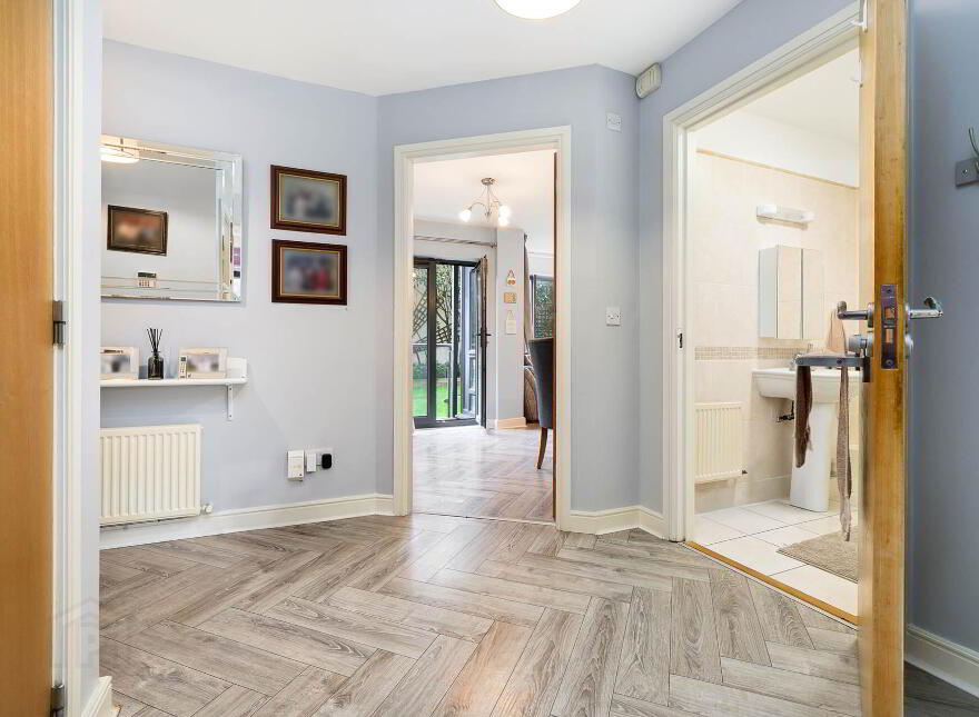 Apartment 3 Block A The Park, Clon Brugh, Aiken`s Village, Dublin, D18VX65